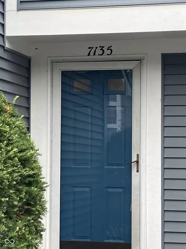 Indianapolis, IN 46214,7135 Bay Point CT