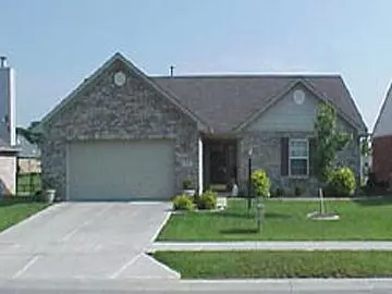 1230 Timbrook LN, Beech Grove, IN 46107