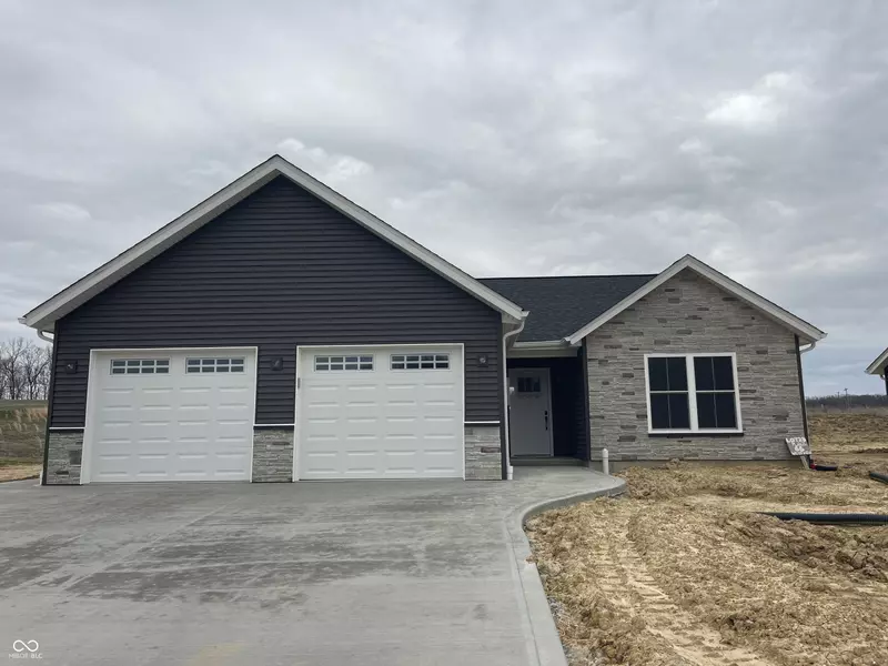 66 Westview DR, Batesville, IN 47006