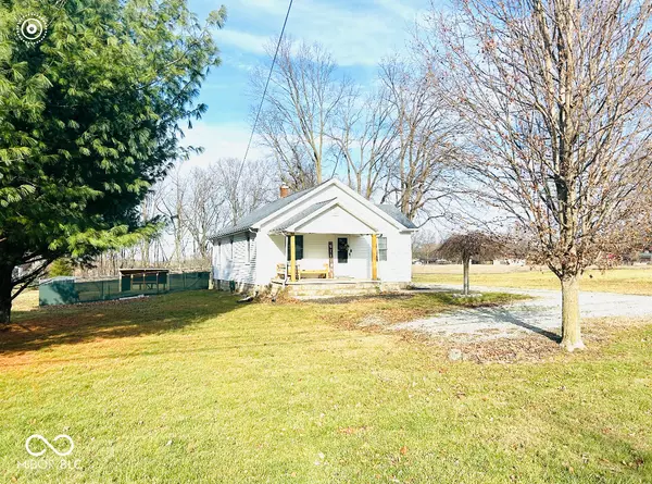 1354 Lindberg RD, Anderson, IN 46012