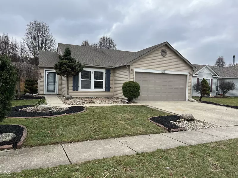 10847 Firefly CIR, Indianapolis, IN 46259