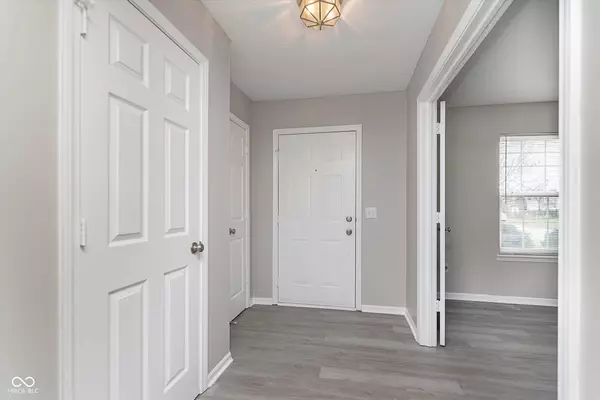 Greenwood, IN 46142,302 Fairfax LN