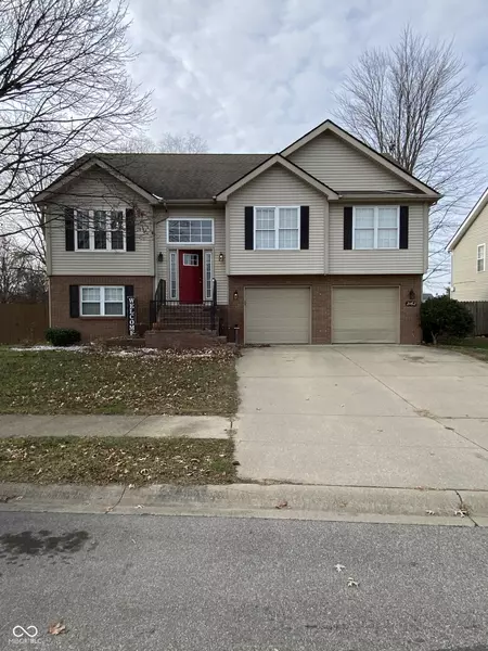 2162 Sumpter TRL, Columbus, IN 47203