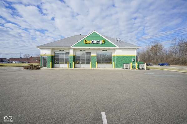 8530 Center Run RD, Indianapolis, IN 46250