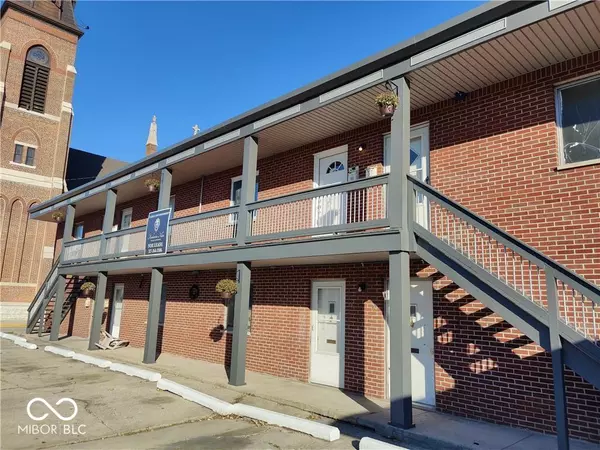 106 W Broadway ST #X, Shelbyville, IN 46176