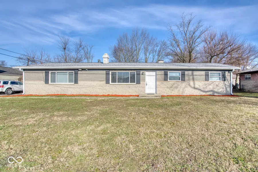 8390 E US 36 HWY, Avon, IN 46123