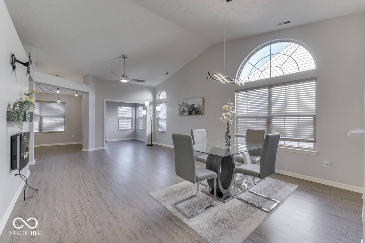 Greenwood, IN 46143,2814 Cadogan DR