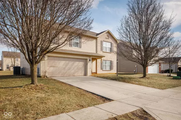 Indianapolis, IN 46235,3721 Rinehall DR