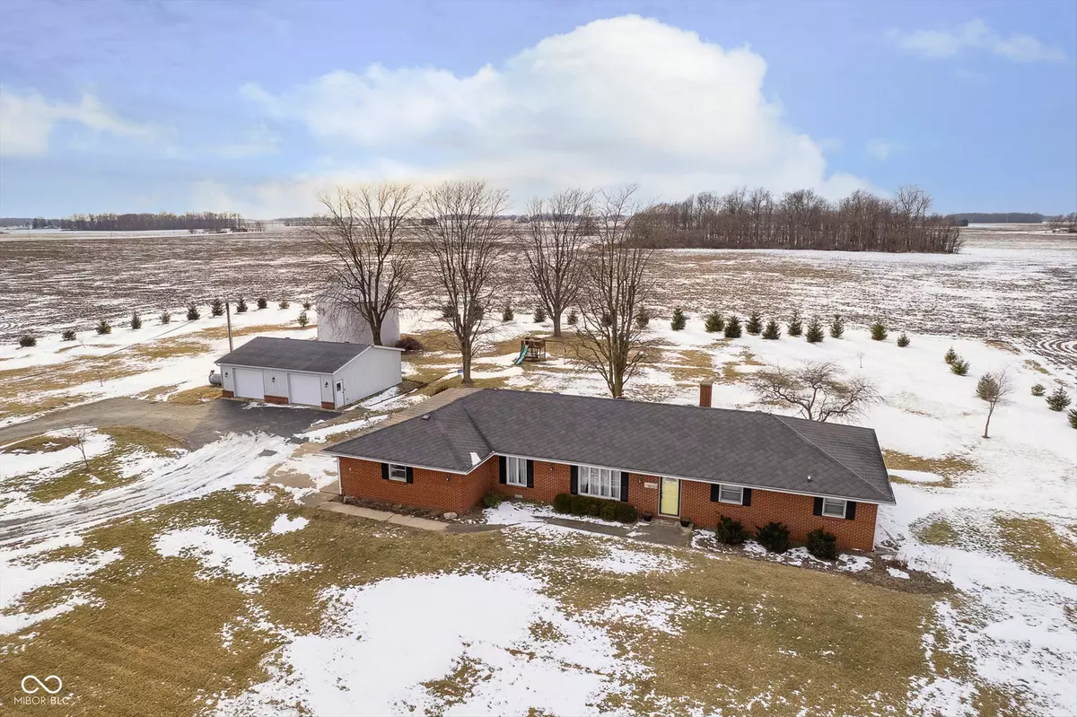 Summitville, IN 46070,18333 N State Road 9
