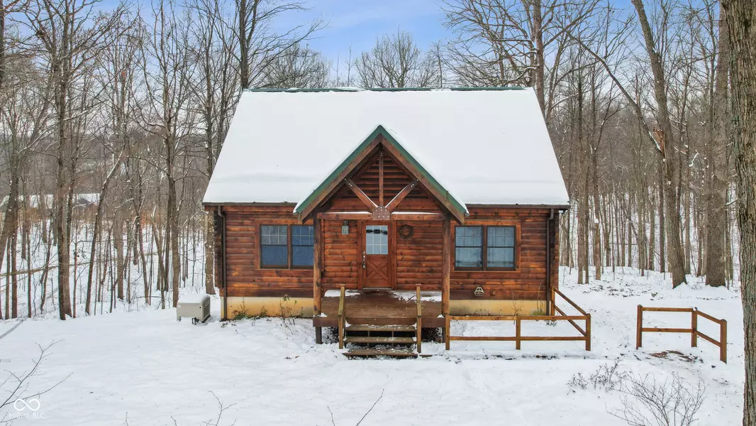 6820 E Rust RD, Unionville, IN 47468