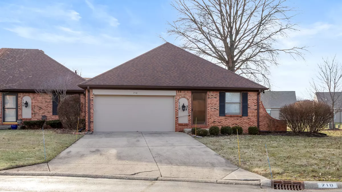 Brownsburg, IN 46112,710 Eagle Pkwy #15