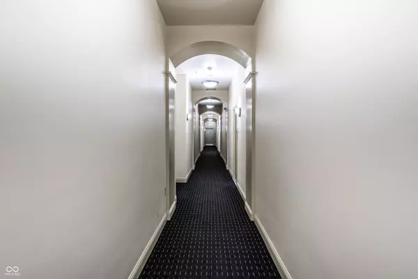 Indianapolis, IN 46204,450 E Ohio ST #106