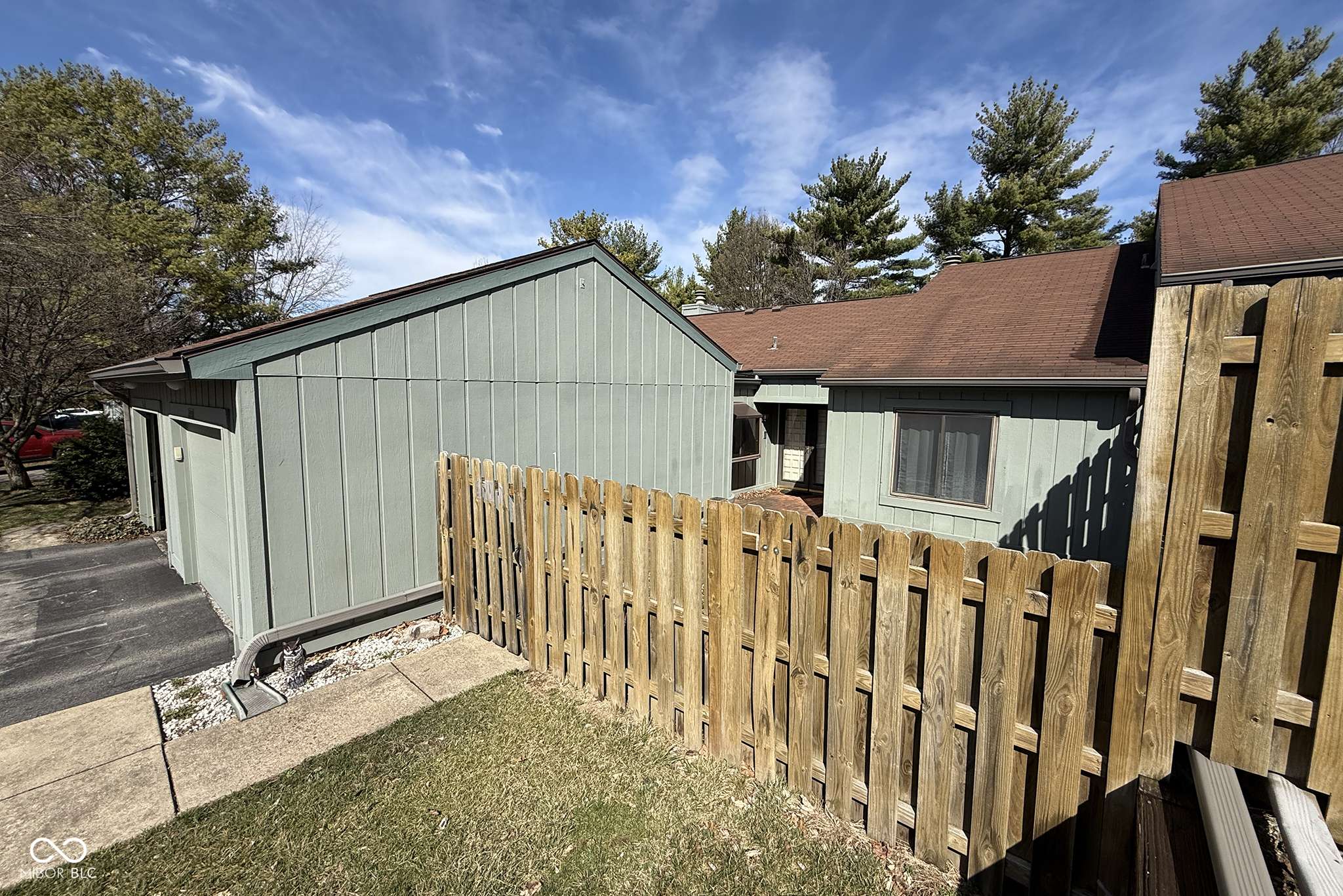 Avon, IN 46123,5060 Hawthorne WAY #11