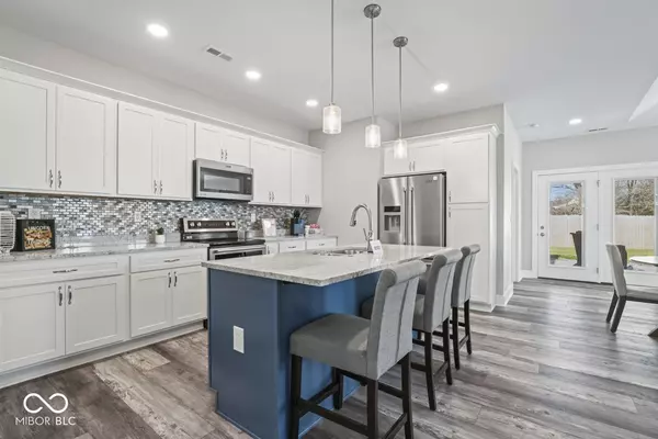 Knightstown, IN 46148,310 Blue River DR