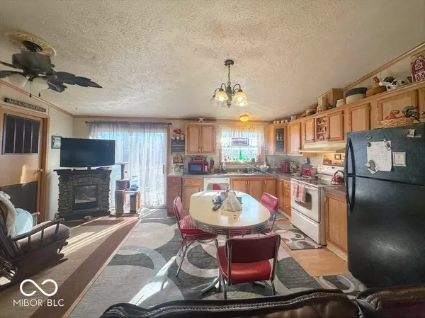 Windfall, IN 46076,218 E Delaware ST