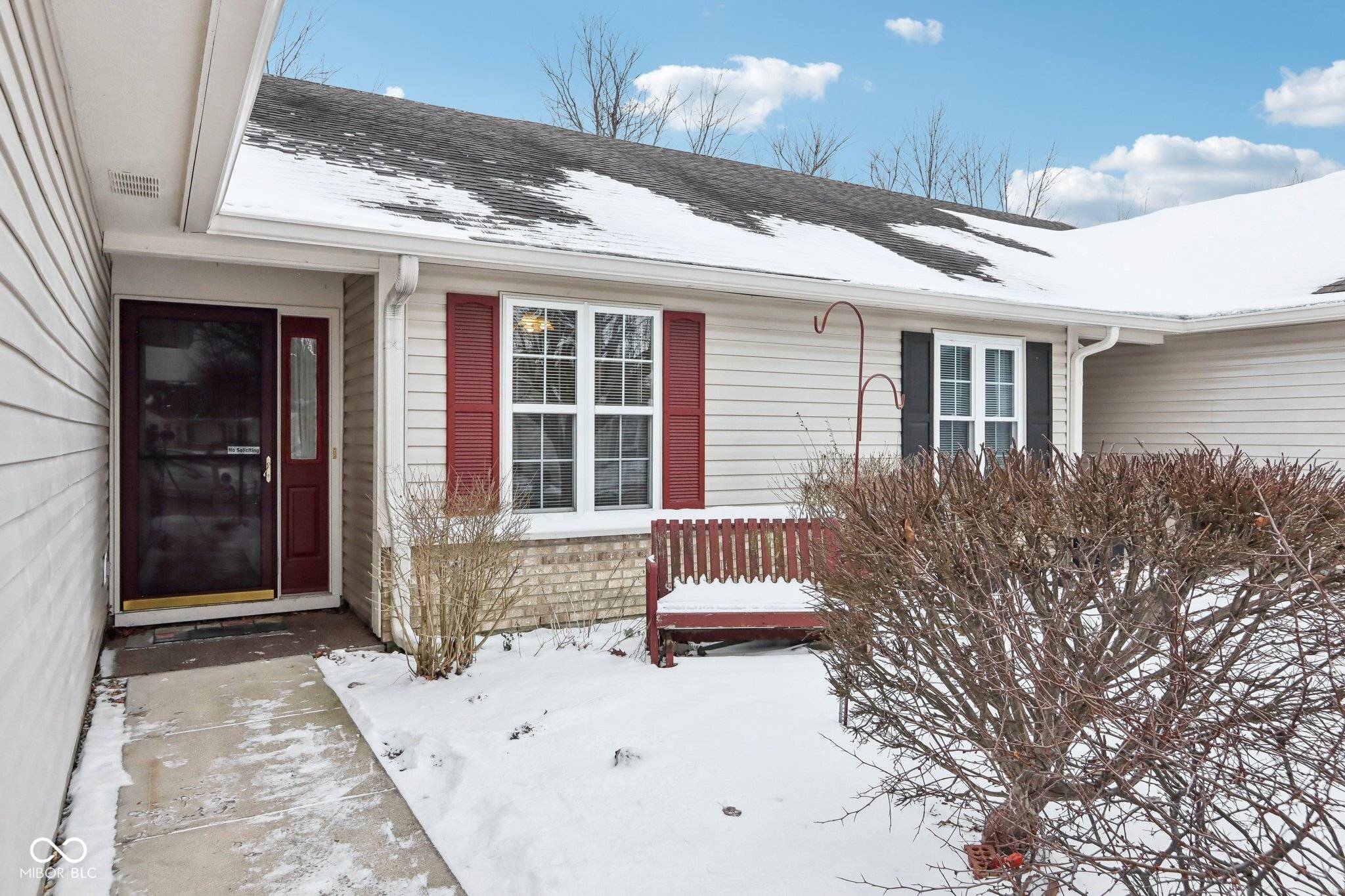 Indianapolis, IN 46217,1311 Long Shore DR