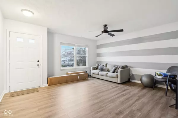 Indianapolis, IN 46221,6354 River Run DR