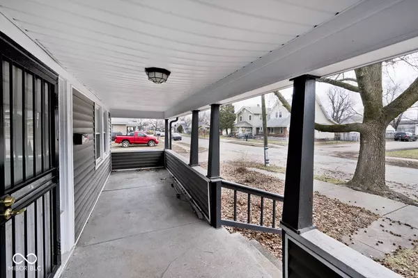 Indianapolis, IN 46222,1058 N Holmes AVE