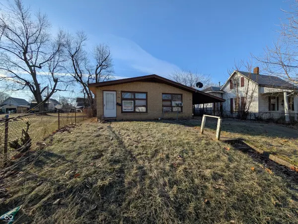 Anderson, IN 46016,421 W 2nd ST