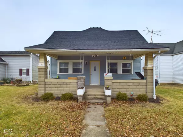 706 N Anderson ST, Elwood, IN 46036