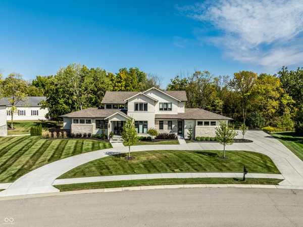 15973 oak Park LN, Westfield, IN 46074