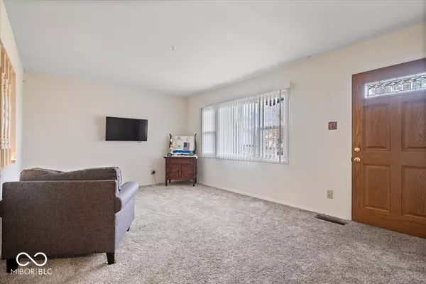 Indianapolis, IN 46227,5053 Manker ST