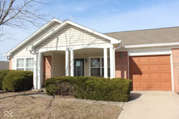 2219 Elm Leaf LN, Indianapolis, IN 46229