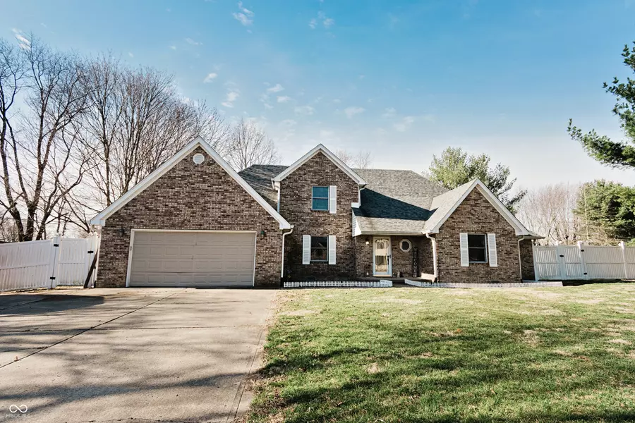 417 W Columbia ST, Jamestown, IN 46147