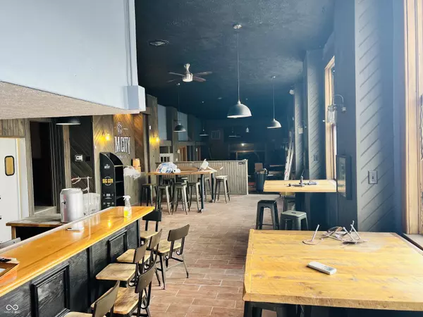 Frankfort, IN 46041,359 N Main ST