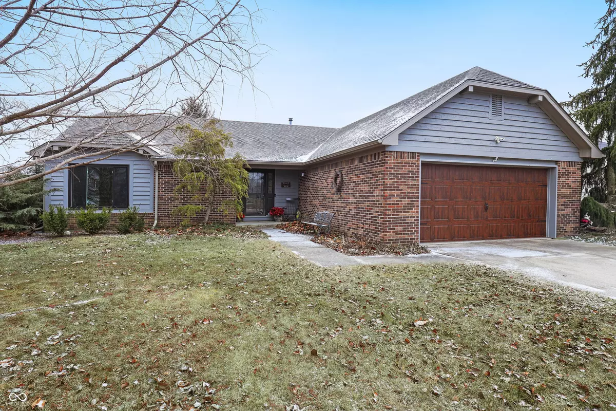 Indianapolis, IN 46236,12205 Whitebark DR