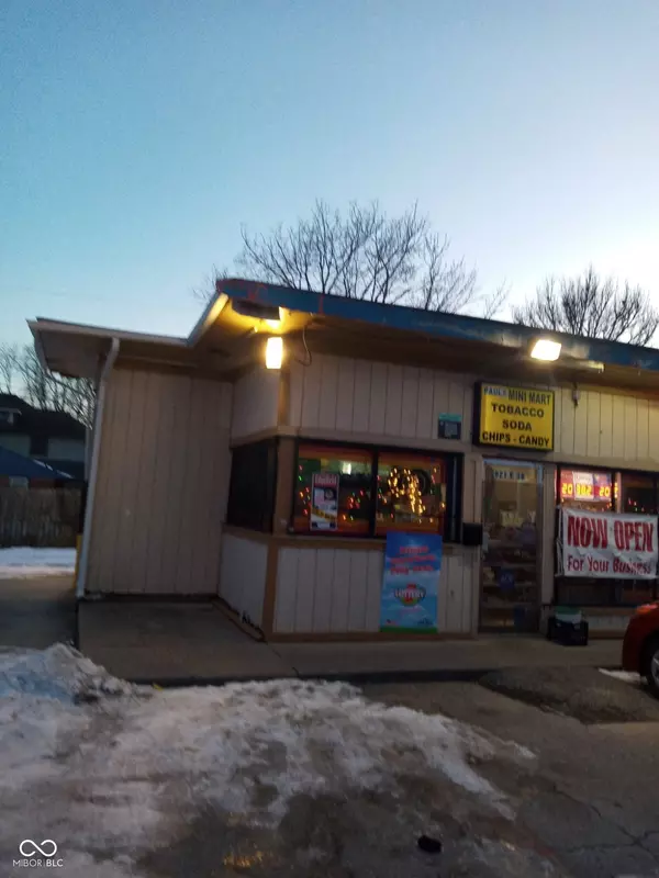 Indianapolis, IN 46205,821 E 38th ST