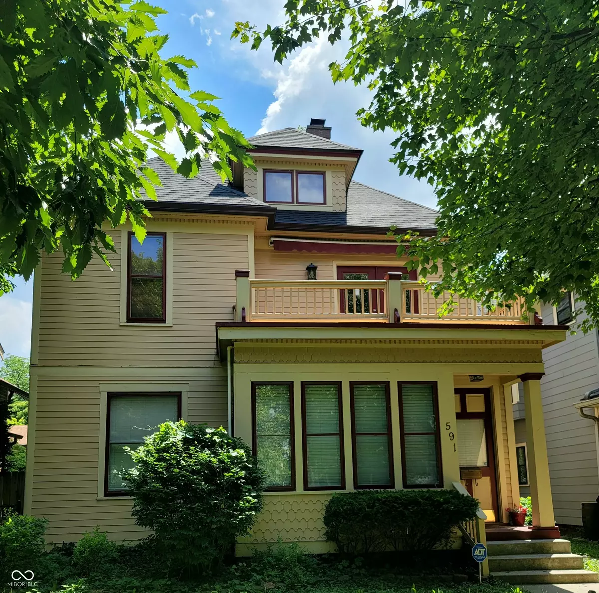 Indianapolis, IN 46201,591 Woodruff Place Middle DR
