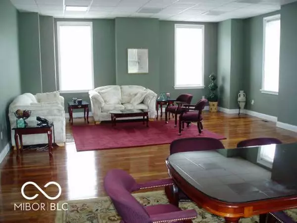 Indianapolis, IN 46216,5835 Lawton Loop E DR