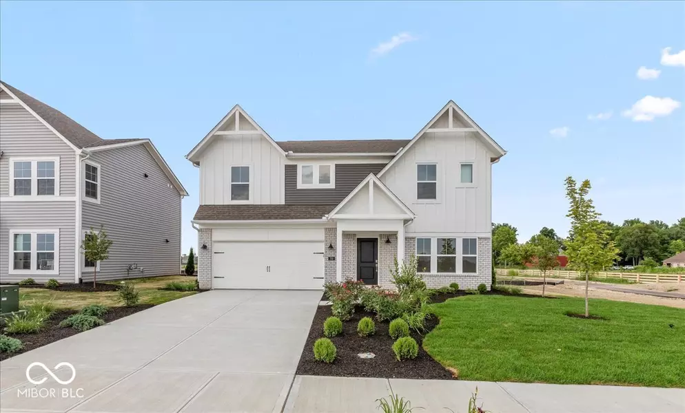 750 Oakleaf DR, Greenfield, IN 46140