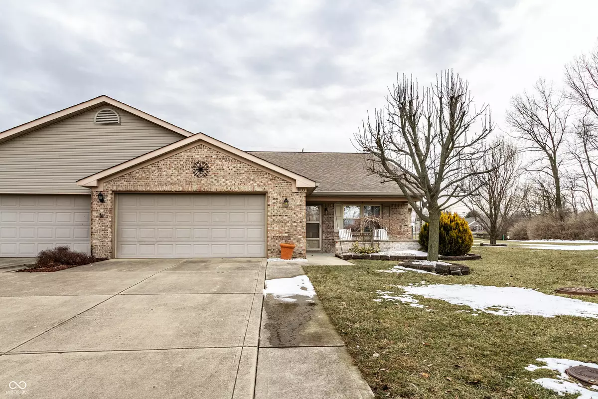 Indianapolis, IN 46237,4033 Oak Trail DR