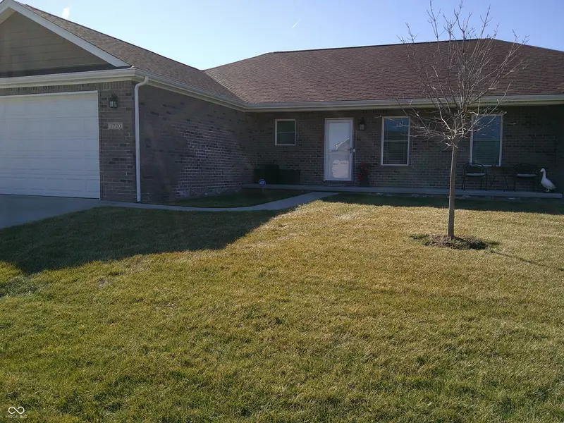 1720 W Bell Ford DR, Seymour, IN 47274