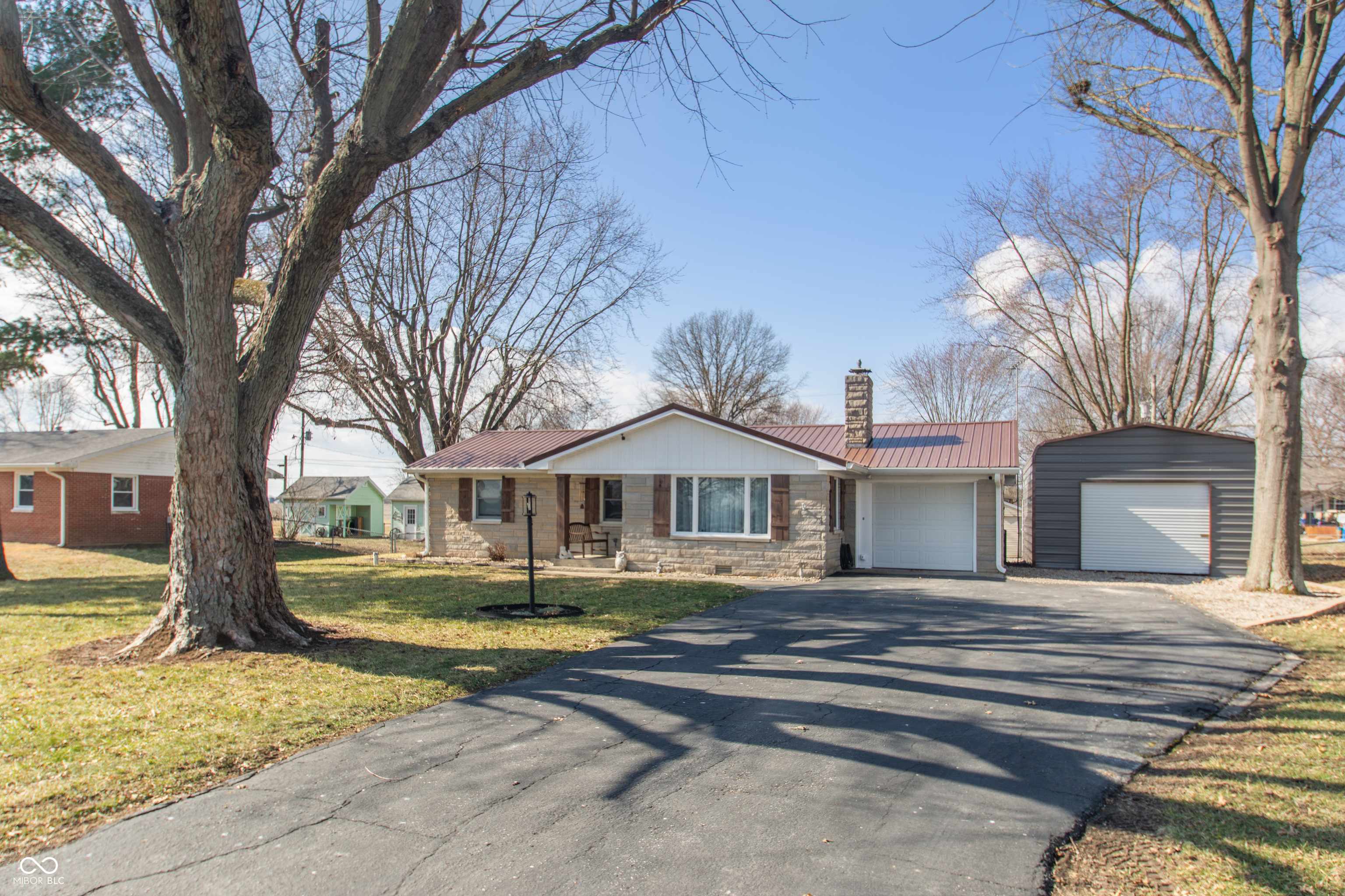 1780 S Mauxferry RD,  Franklin,  IN 46131