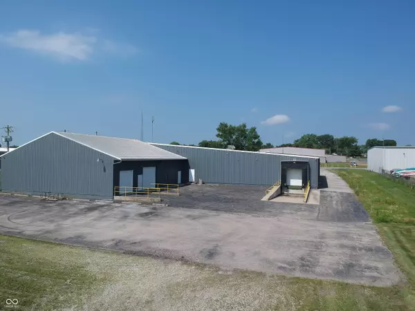 1810 Troy AVE, New Castle, IN 47362