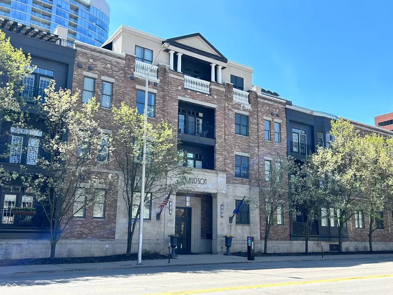 355 E Ohio ST E #206, Indianapolis, IN 46204