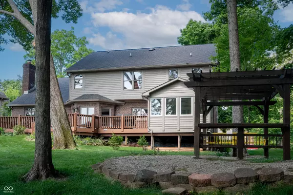 Columbus, IN 47201,895 Baywood CT