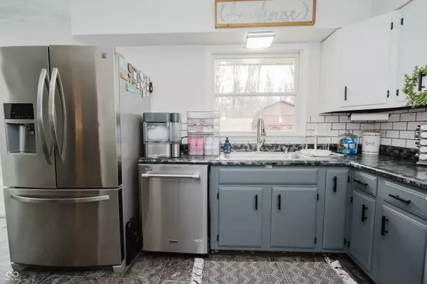 New Castle, IN 47362,1402 Earlham AVE