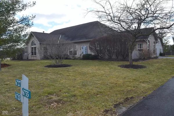 Indianapolis, IN 46254,6725 Bridgefield WAY #1