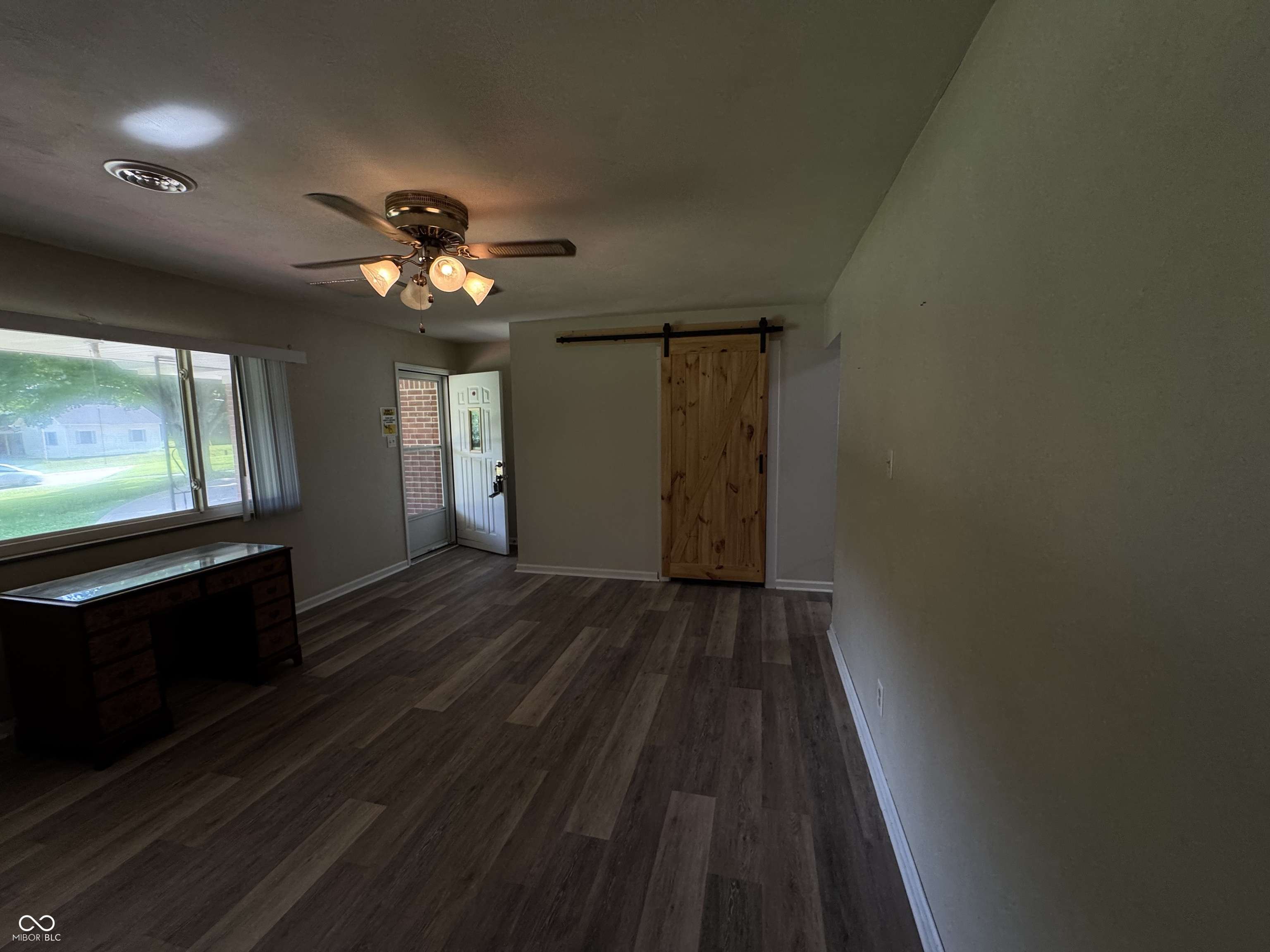 Mooresville, IN 46158,326 W State Road 42