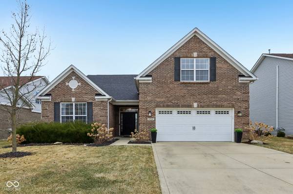 8708 N Deer Crossing BLVD, Mccordsville, IN 46055