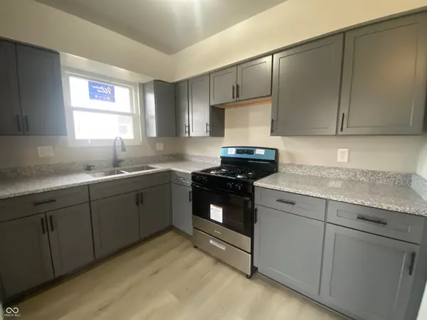 Beech Grove, IN 46107,238 N 7th AVE