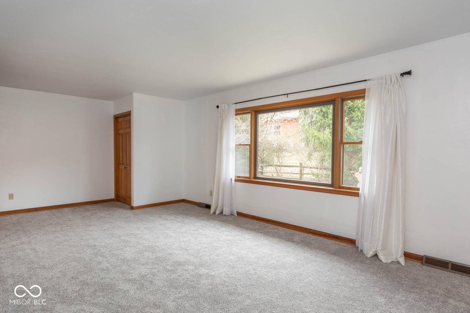 Bloomington, IN 47401,812 S Rose AVE