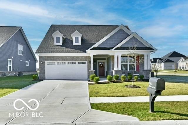 2186 Chick Evans WAY, Westfield, IN 46074