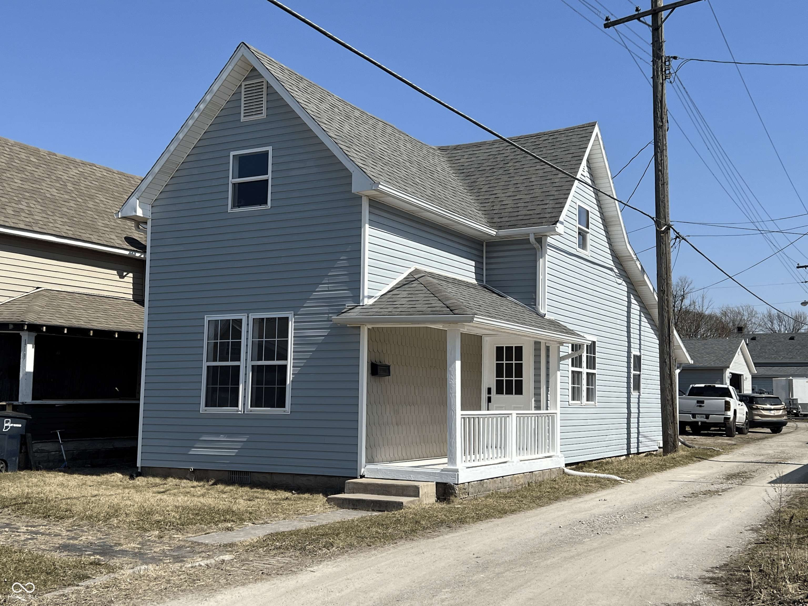 117 N 10th ST, Elwood, IN 46036