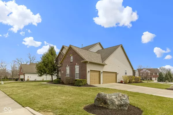 Fishers, IN 46038,10451 Meadow Lake DR