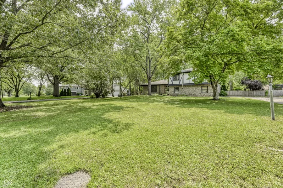 569 King DR, Indianapolis, IN 46260